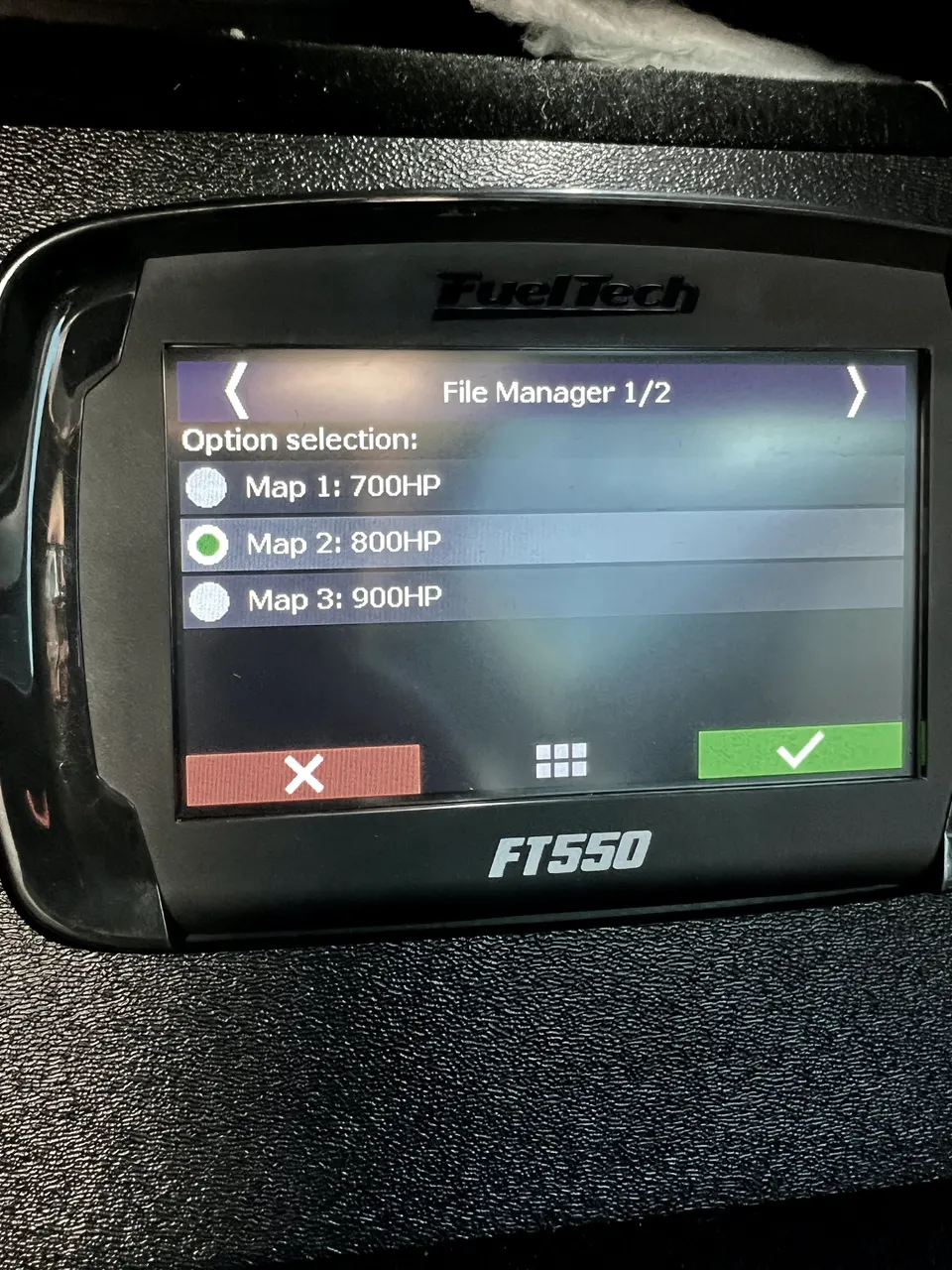 FuelTech FT550 ECU screen displaying selectable engine maps for 700HP, 800HP, and 900HP.