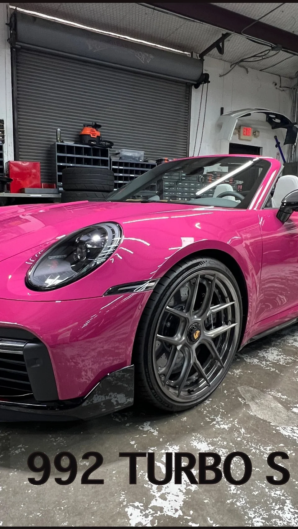 One of the Sexiest 992 Turbo S Cabriolet we’ve seen around! 

Equipped with @hre