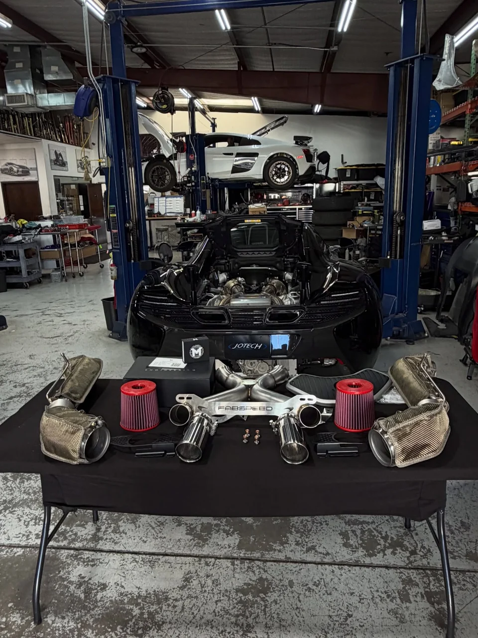 Alex’s McLaren 650S with our #jotechstage2 package coming to life soon. 

@fabsp