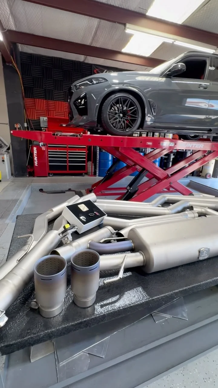 What? Your exhaust doesn’t come with a real diamond? Hold my 🍺 @opusinnovations