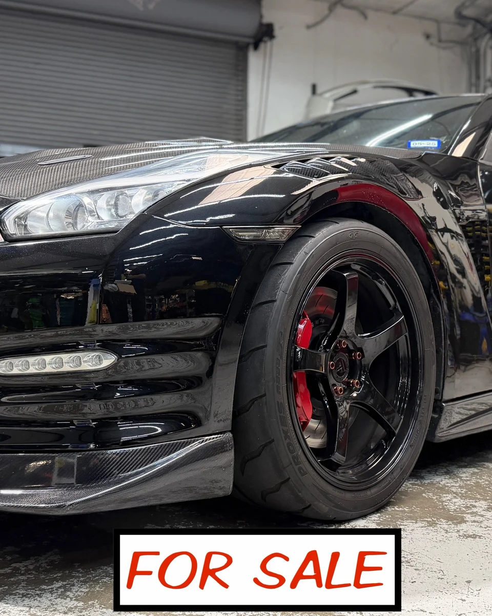 FOR SALE: 2016 NIssan GTR
HP: 1300HP (Dyno: 1139whp / 876wtq)
VIN: JN1AR5EF