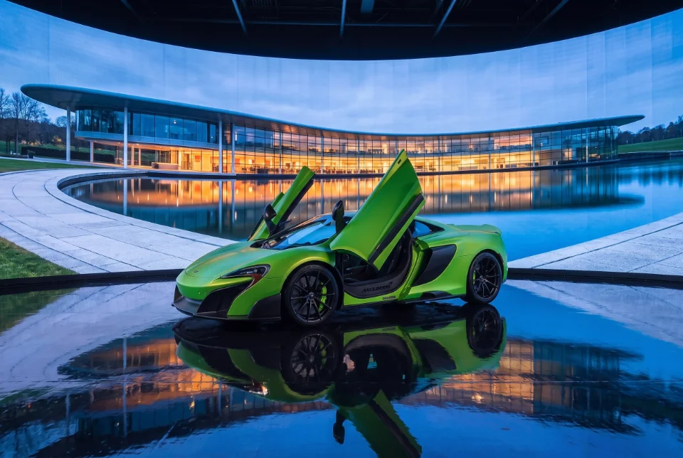 675 LT