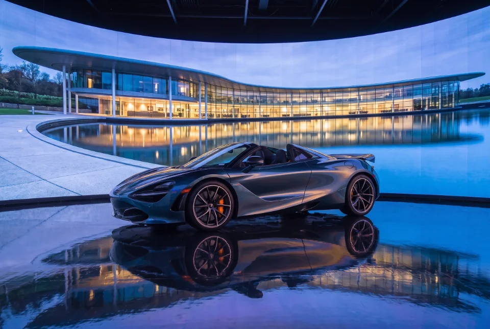 ALAN B. 720S