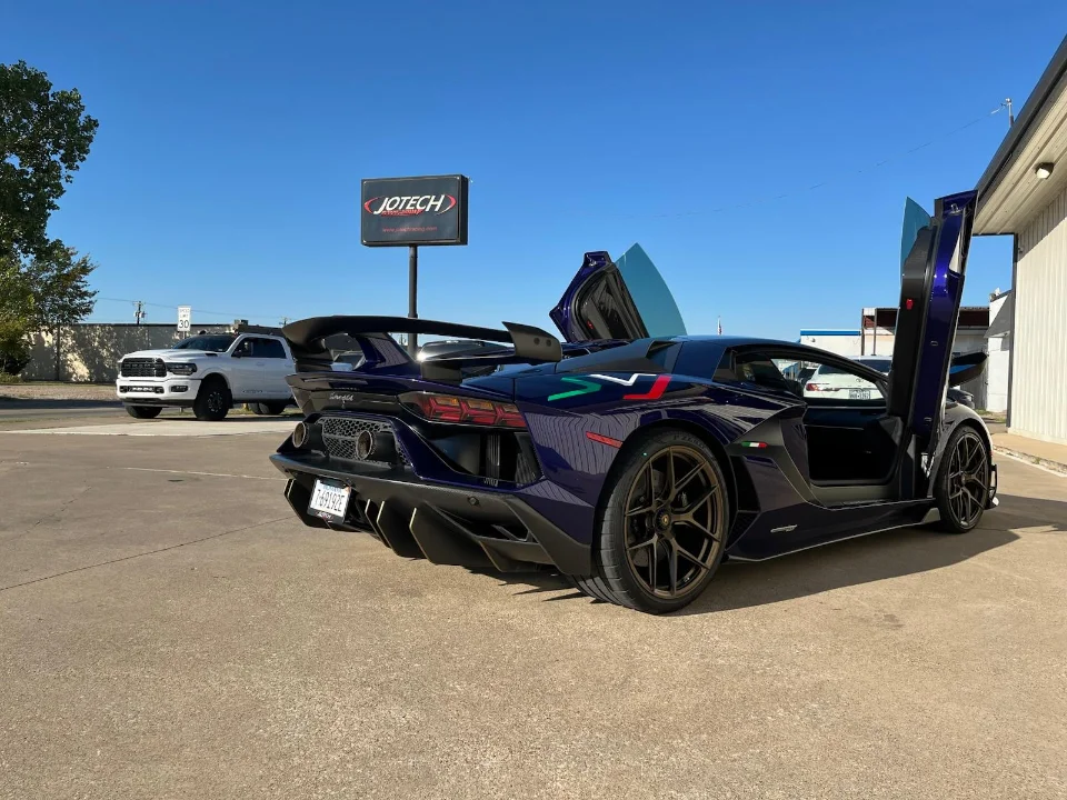 KEVIN - AVENTADOR SVJ