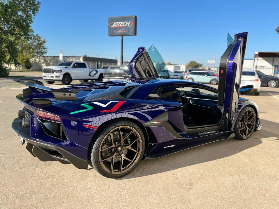 KEVIN - AVENTADOR SVJ